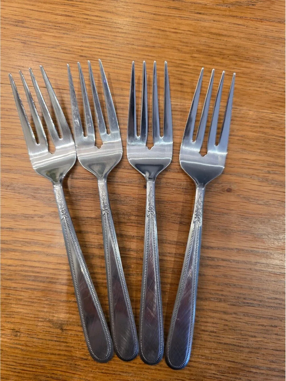 Vintage Rogers Oneida St. Steel desert Forks Beaded Elegance Set of 4